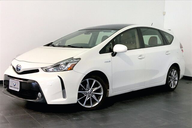 Toyota Prius V