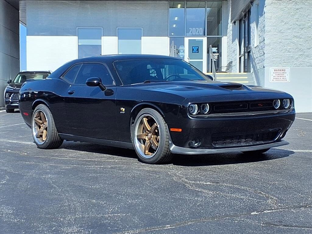 2021 DODGE Challenger