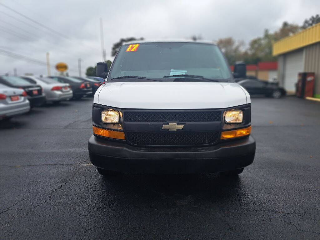 2017 CHEVROLET Express