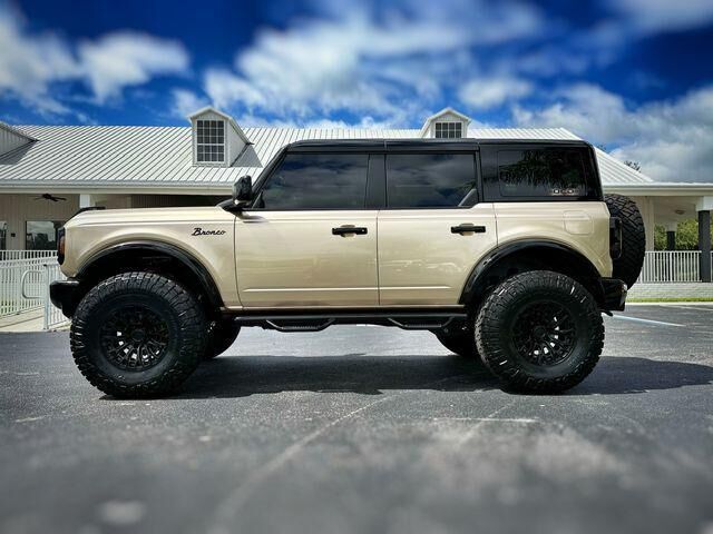 2024 FORD Bronco