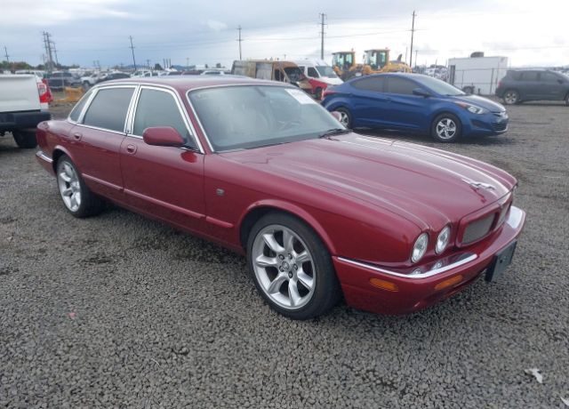 Jaguar XJR