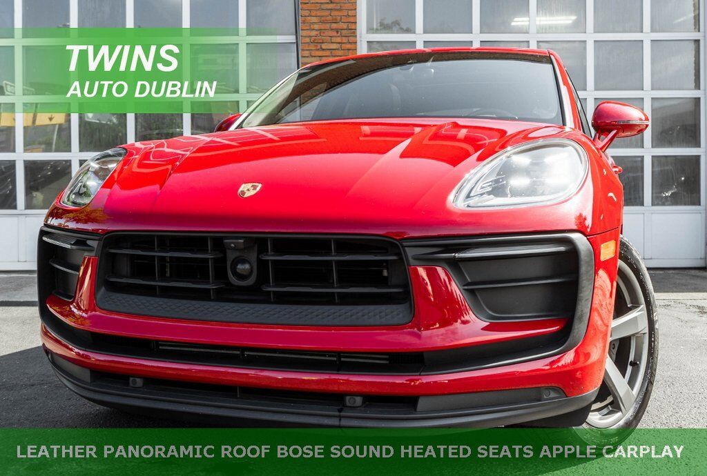 2023 PORSCHE Macan