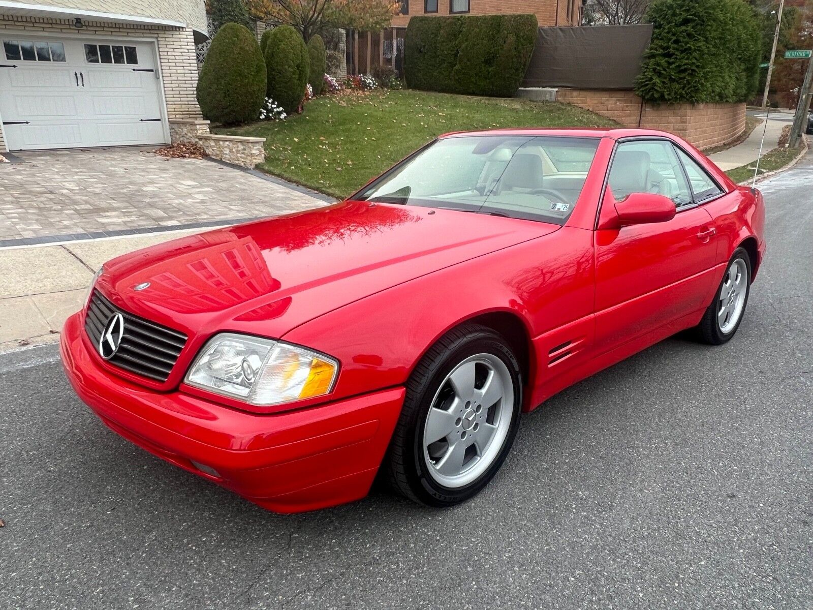 Mercedes-Benz SL-Class