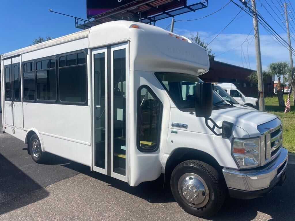 Ford E-350