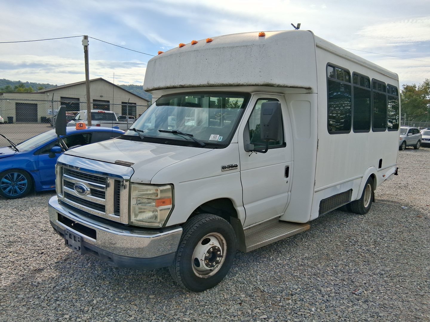 Ford E-350