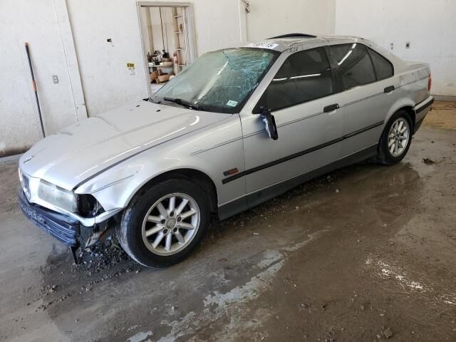 BMW 318i