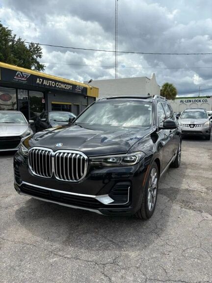 2022 BMW X7