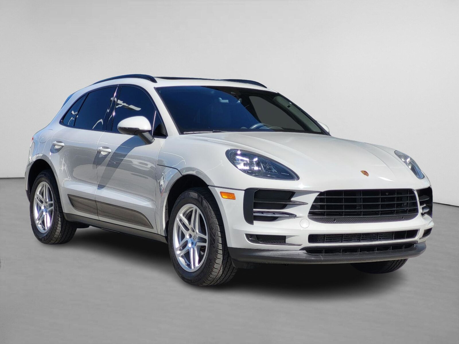 2021 PORSCHE Macan