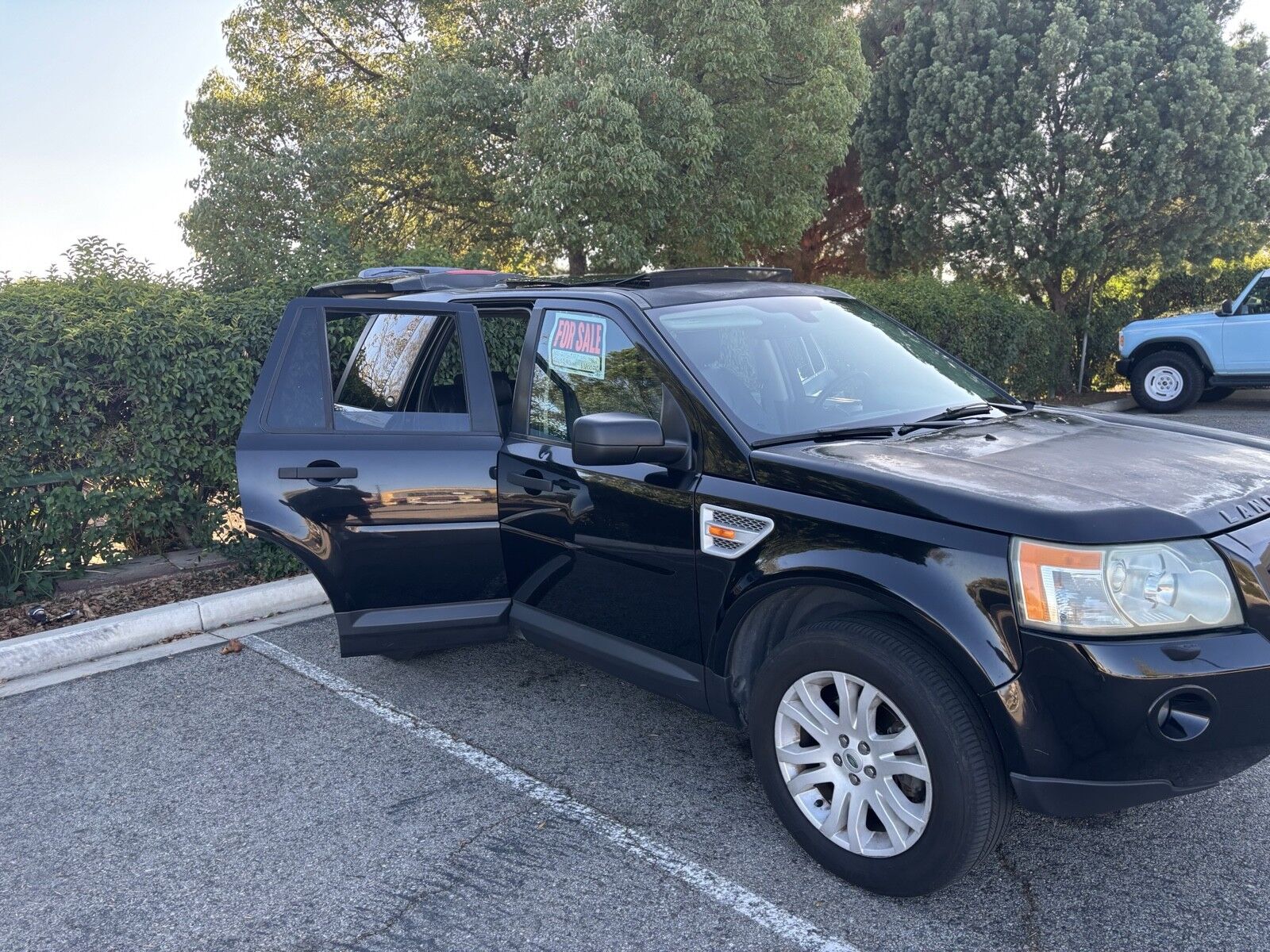 Land Rover LR2