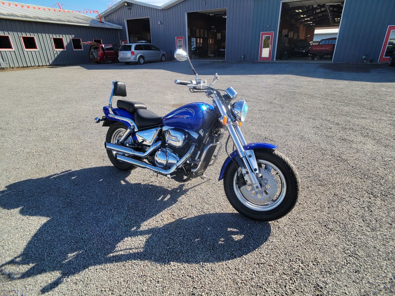 Suzuki VZ800