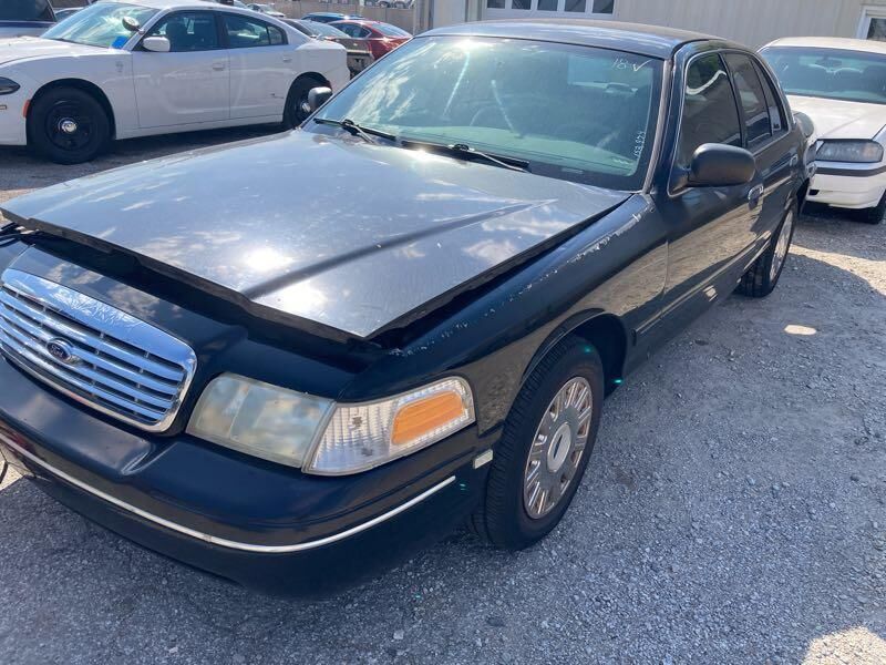 Ford Crown Victoria