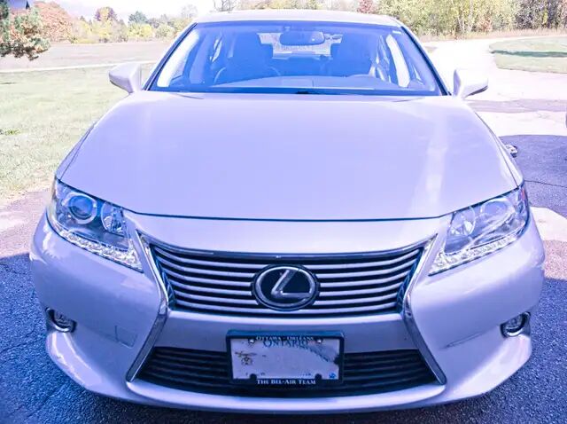 Lexus ES