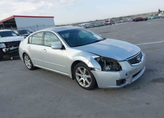 Nissan Maxima