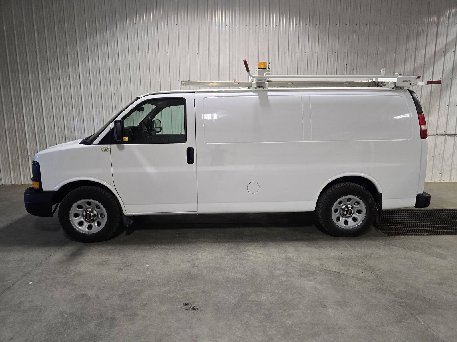 GMC Savana