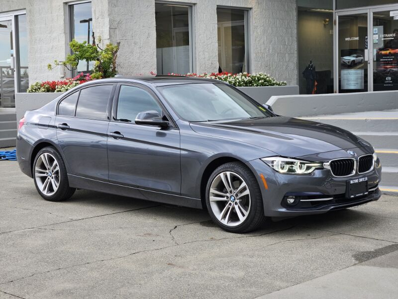 BMW 330i