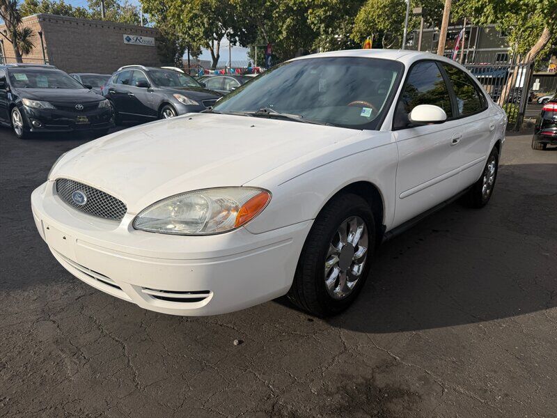 Ford Taurus