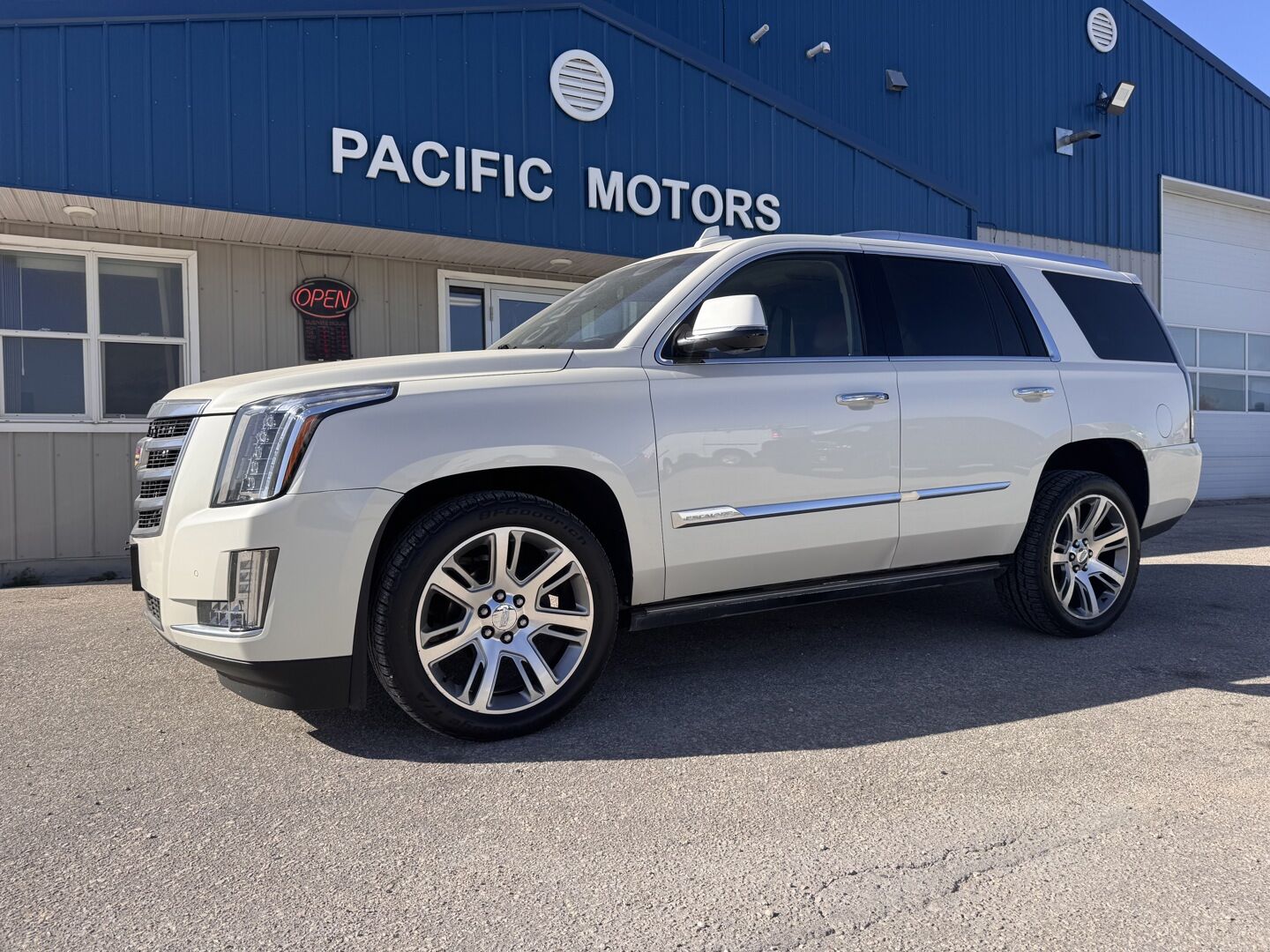 Cadillac Escalade