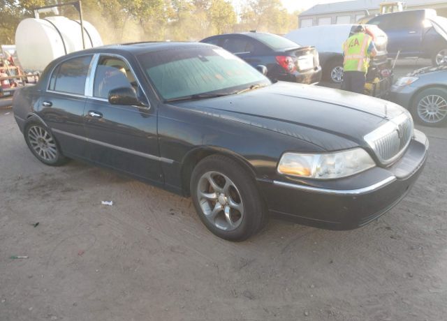Lincoln Town Car