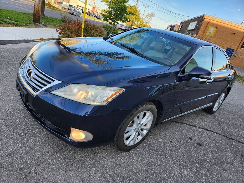 Lexus ES