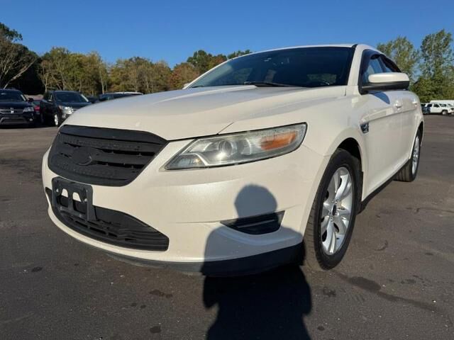 Ford Taurus