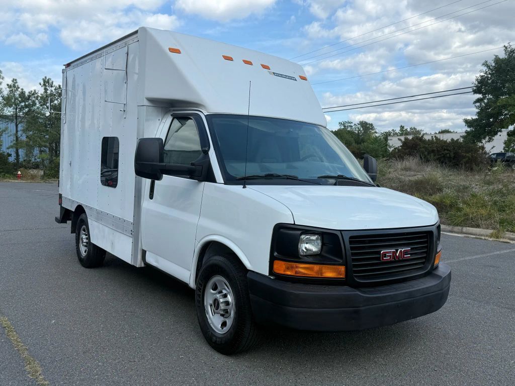 GMC Savana