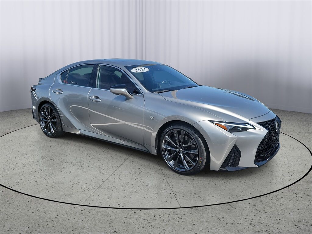 2022 LEXUS IS