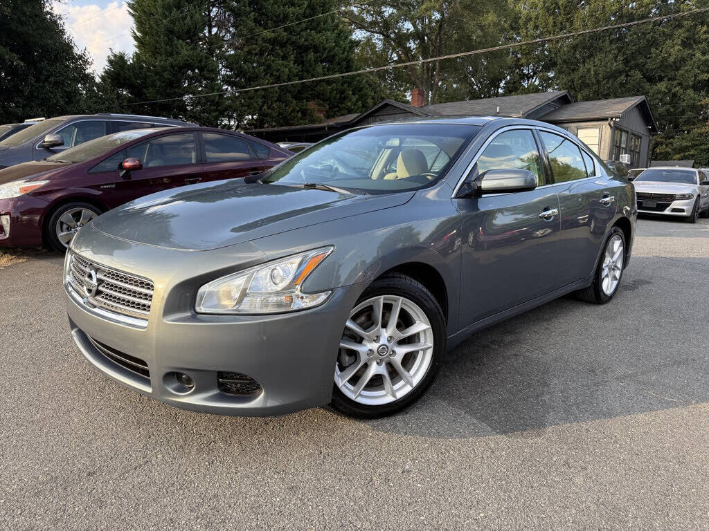 Nissan Maxima