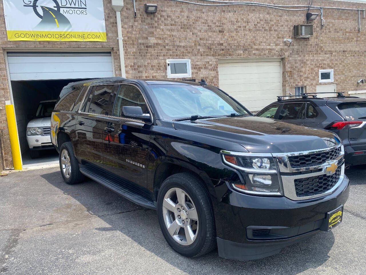 2017 CHEVROLET Suburban