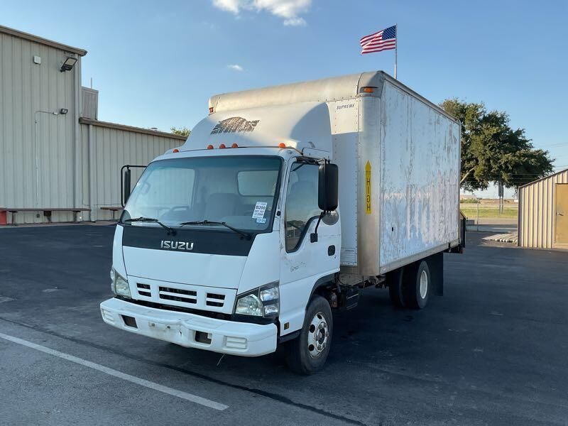 Isuzu NPR