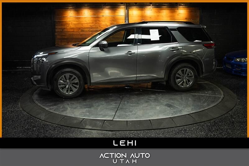 2024 NISSAN Pathfinder
