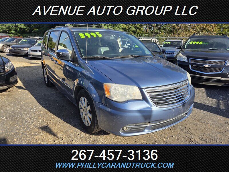Chrysler Town and Country