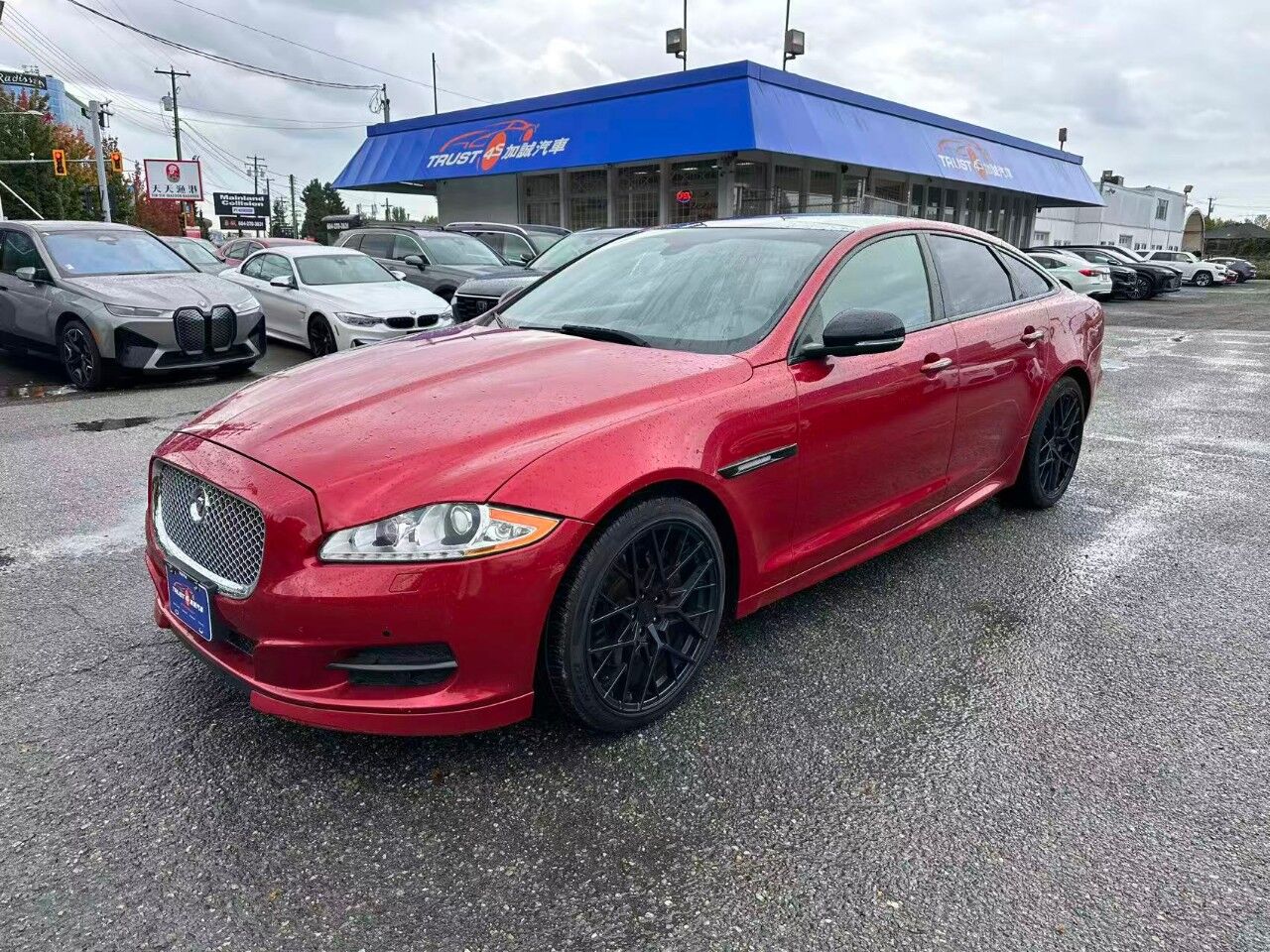 Jaguar XJ