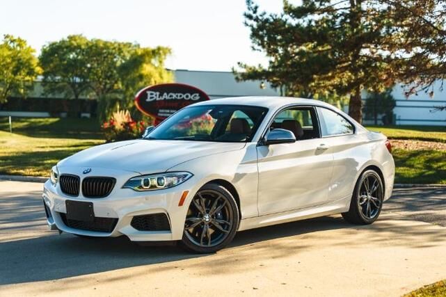 BMW M235i