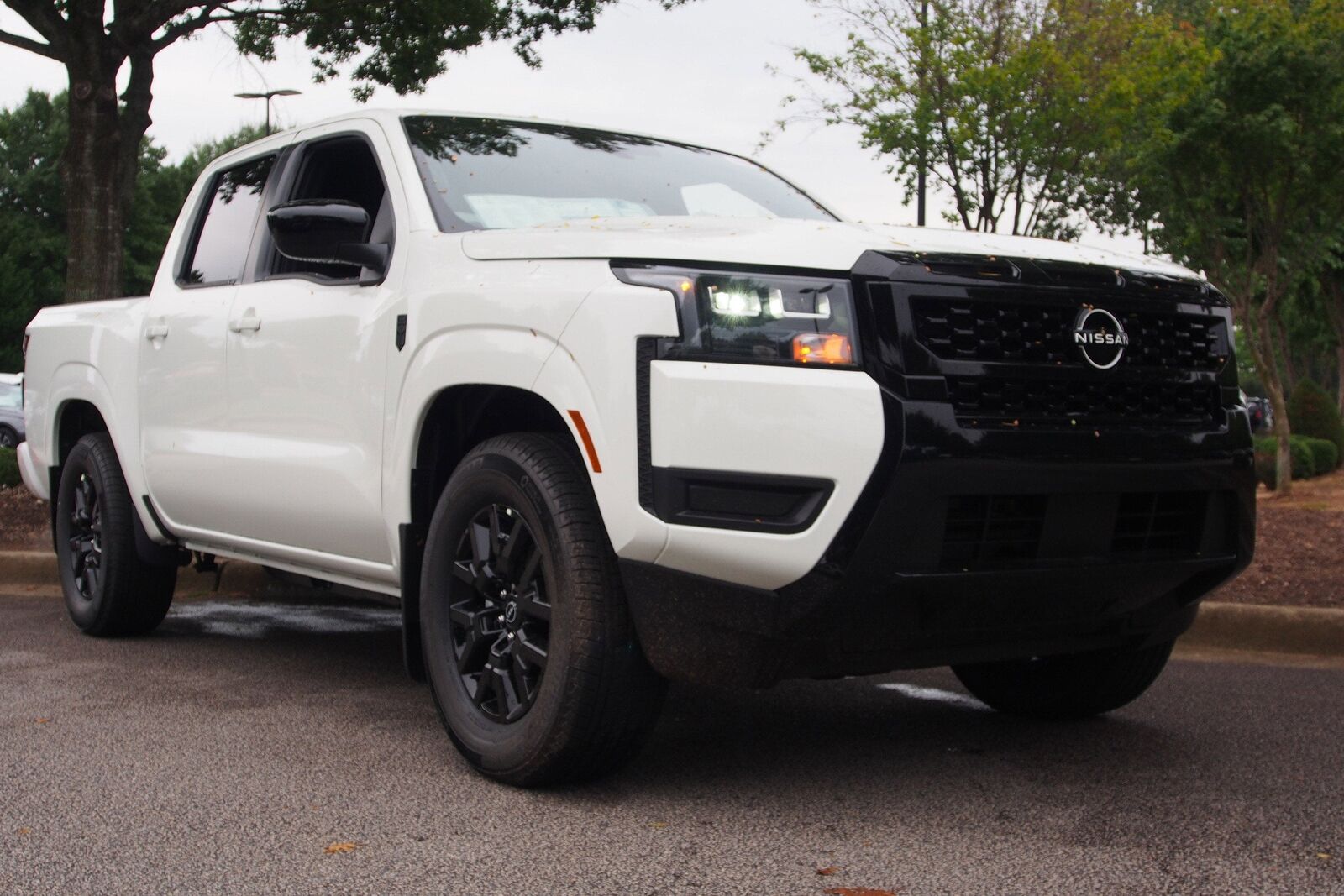 2026 NISSAN Frontier