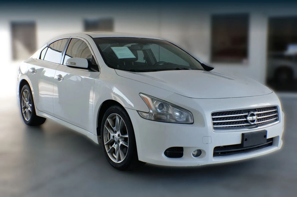Nissan Maxima