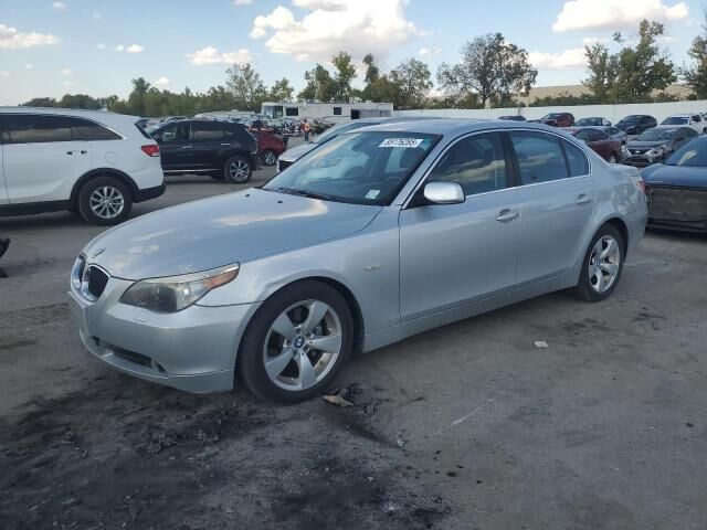 BMW 525i