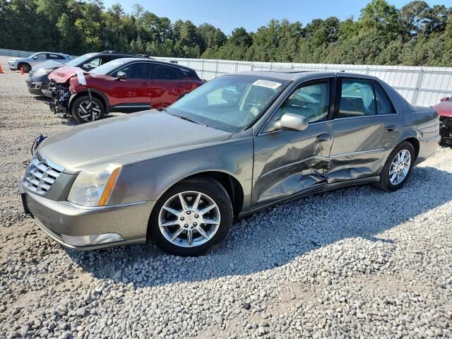 Cadillac DTS