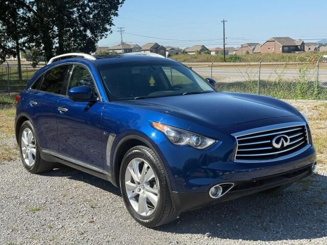 Infiniti QX70