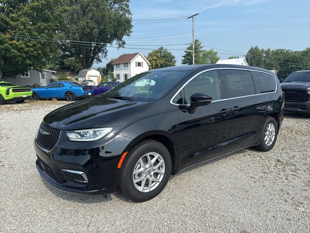 2025 CHRYSLER Pacifica