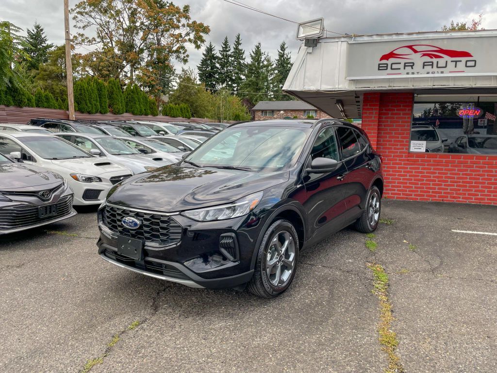 2025 FORD Escape