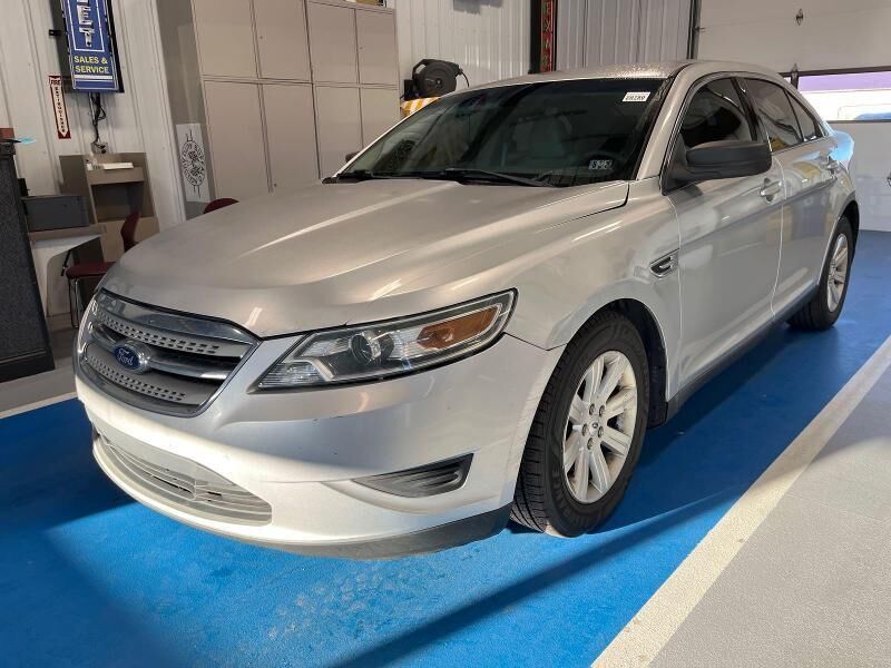 Ford Taurus
