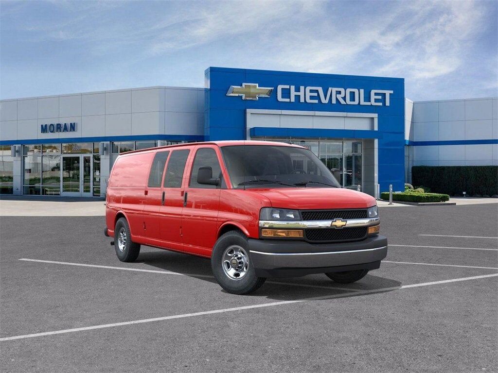 2025 CHEVROLET Express
