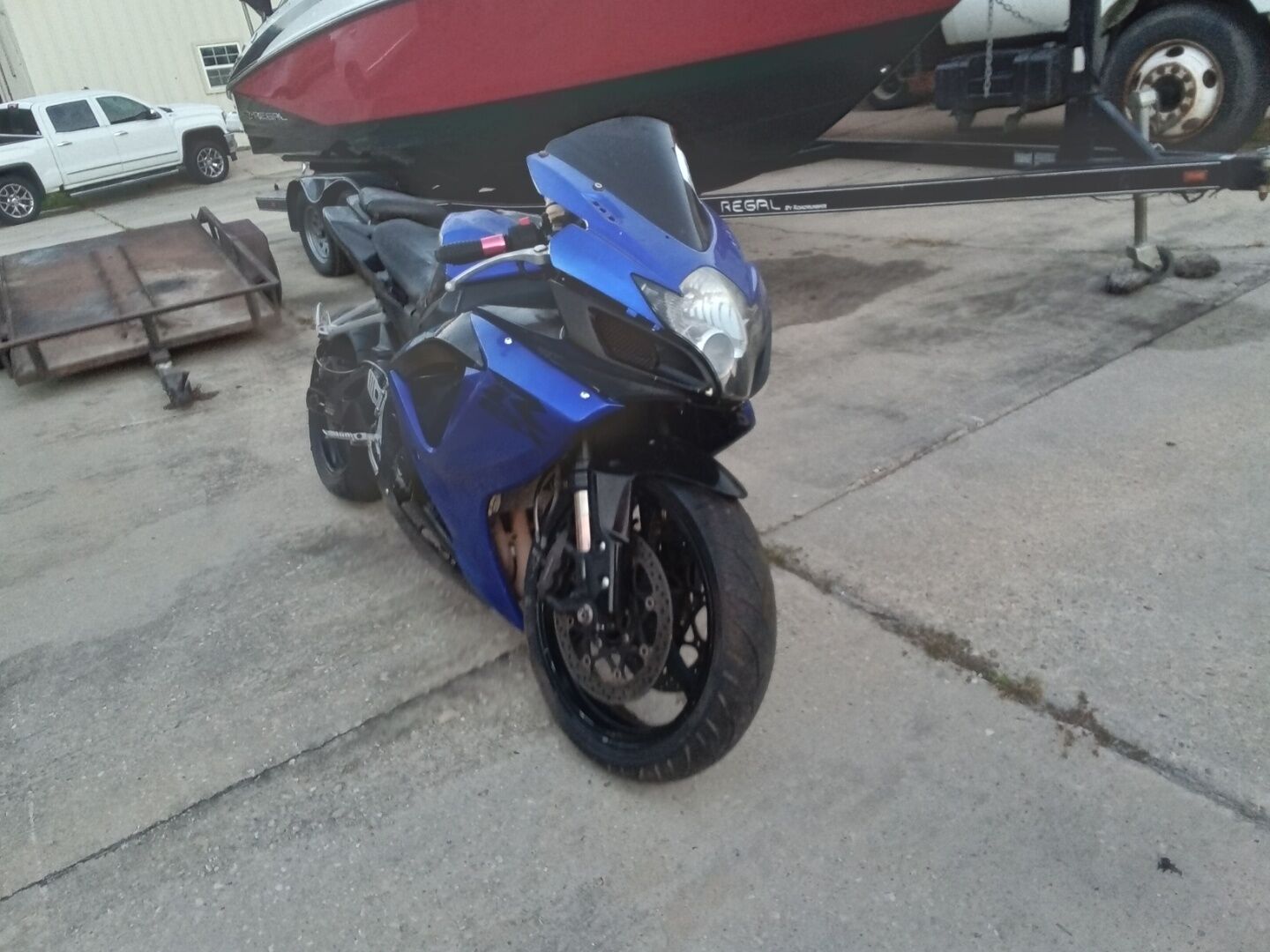Suzuki GSX-R750