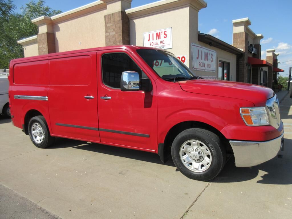 Nissan NV