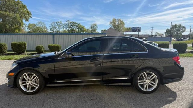 2012 MERCEDES-BENZ C-Class