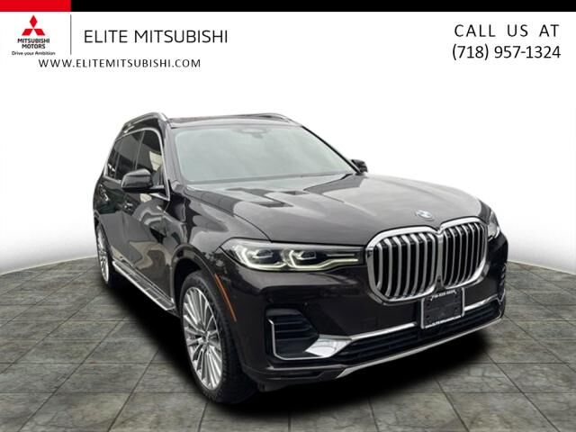 2022 BMW X7