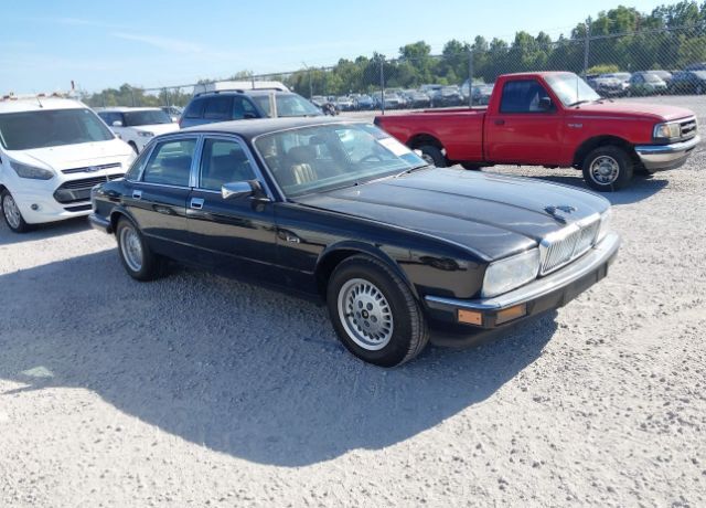 Jaguar XJ6