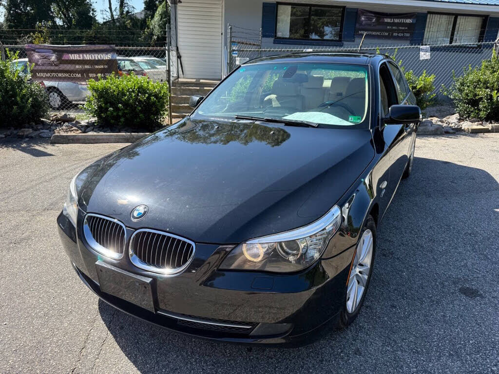BMW 528i