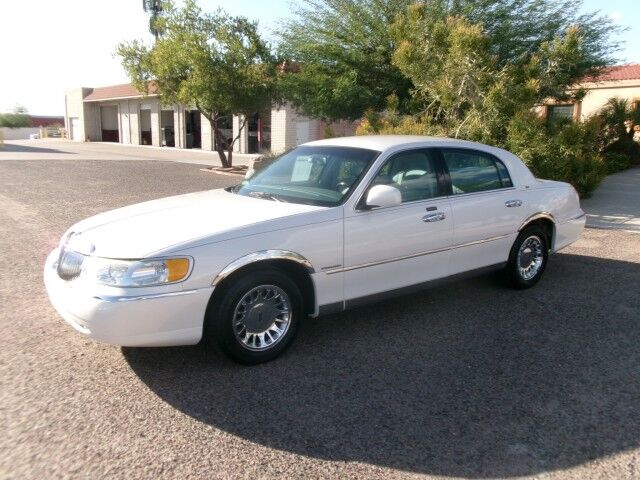 Lincoln Town Car