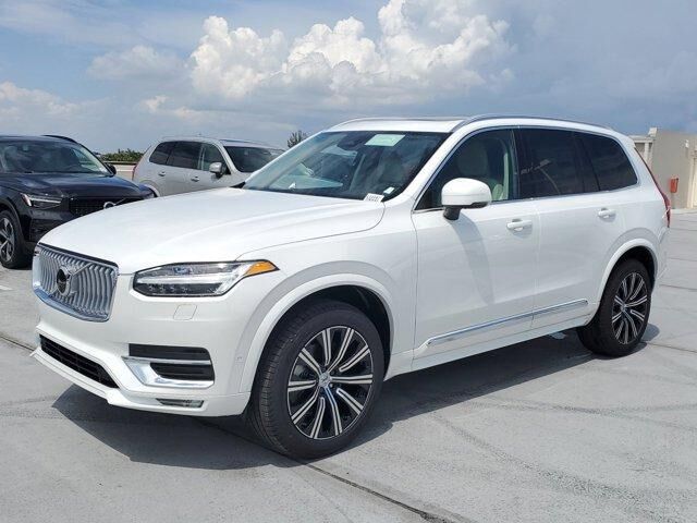 2025 VOLVO XC90
